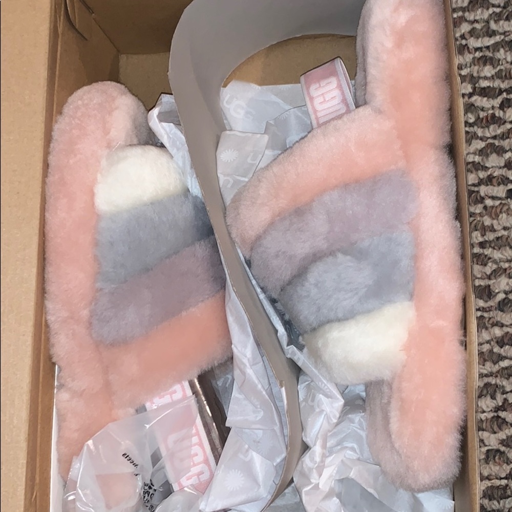 Fluff yeah ugg slides